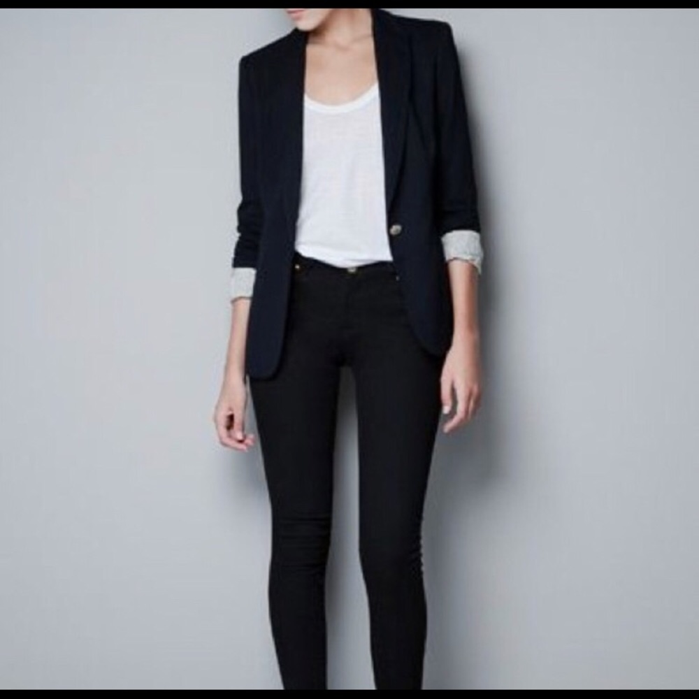 Re-Posh EUC Classic Zara Black Blazer Size Medium
